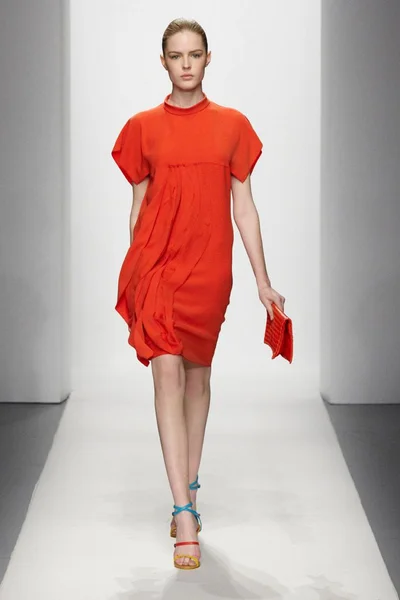 Look 29